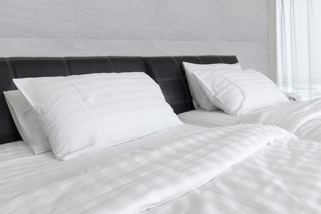Set di biancheria da letto MONI 140X200