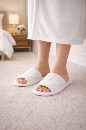 KAPCIE HOTELOWE JEDNORAZOWE ANTYPOŚLIZGOWE MIĘKKIE OTWARTE SPA - 1 PARA